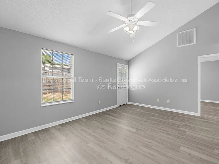 4757 Royal Prince Way — Photo 13