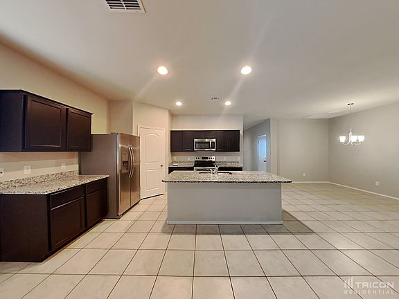 5th image of 41858 W Plata St