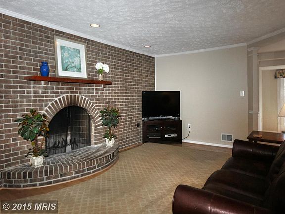 3rd image of 11919 Fallen Holly Ct