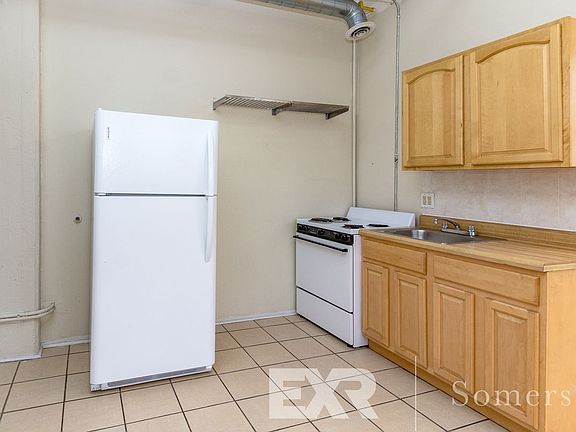 3rd image of 225 E 134th St APT 3J