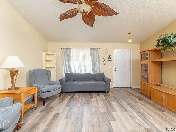 3rd image of 6536 W Pelican Ln