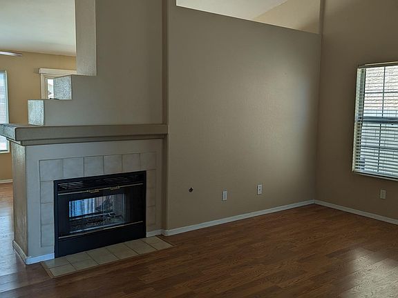4th image of 9235 W Charleston Ave