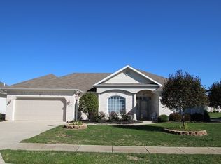 5500 Wentworth Ln, Muncie, IN 47304