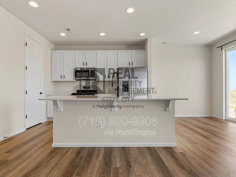 1941 Manassa St — Photo 14