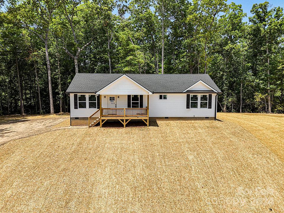 1st image of 68 Owls Nest Ln