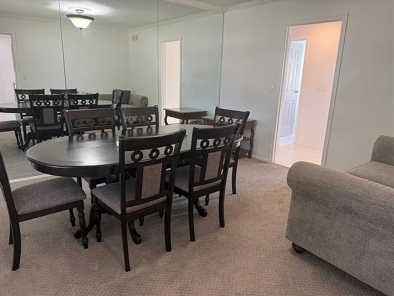 4803 Thorntree Dr — Photo 12