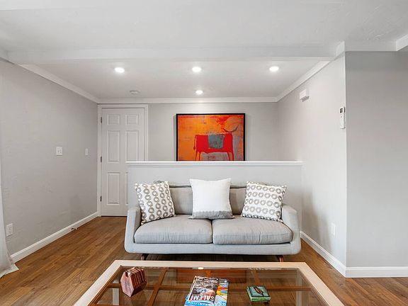 Bright living room with a TV for streaming