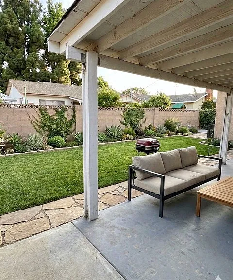11527 College Dr — Photo 2