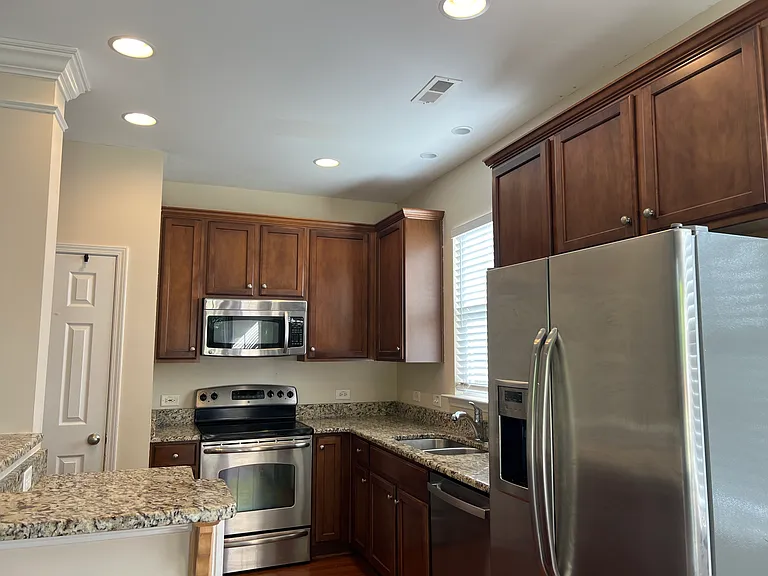 1429 Dairy Glen Dr — Photo 12