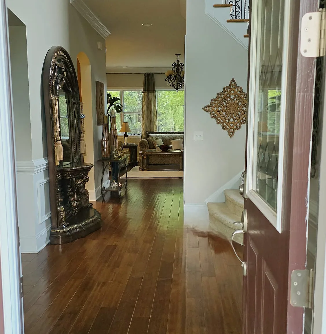 5 bed, 4033 sqft, $4,750 — Photo 3