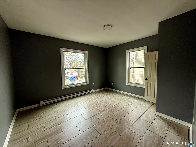 72 Burton St — Photo 14