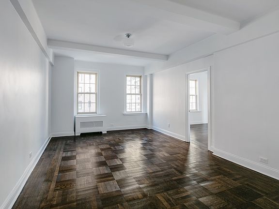 3rd image of 24 5th Ave APT 714