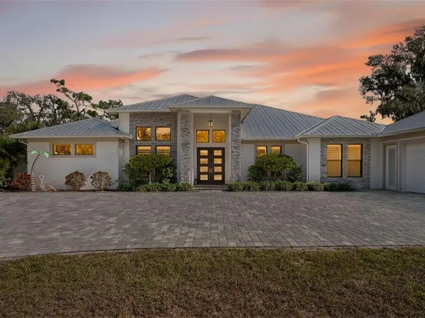 8015 High Oaks Trl, Myakka City, FL 34251