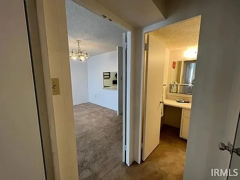 1100 Erie Ave #605 — Photo 15