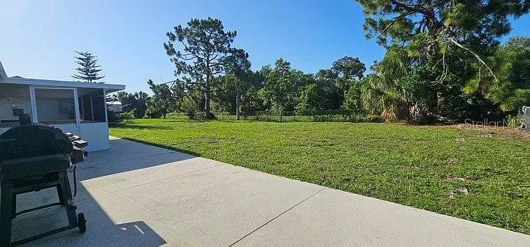 3 bed, 2.0 bath, 1278 sqft, $2,150 — Photo 2