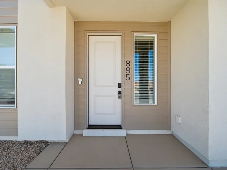 895 W Boxthorn Dr — Photo 4