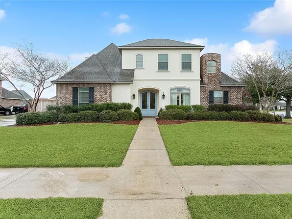 102 Lac Sauvage Dr, Luling, LA 70070