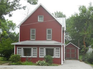 22 Mount Vernon Ave, Fredericktown, OH 43019
