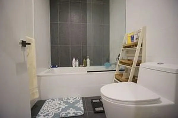 Rented by Miron Realty Group | media 29