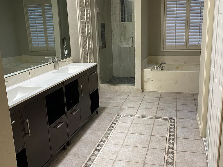 6004 Derek Trl — Photo 24
