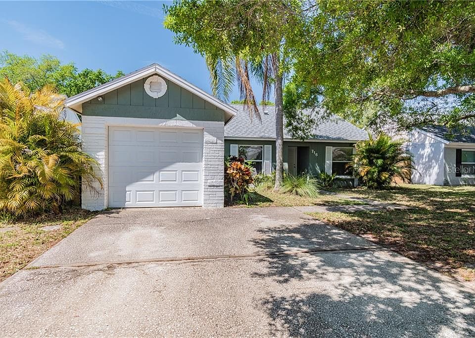 1st image of 716 Bayside Blvd