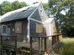 126 Front St, Vineyard Haven, MA 02568