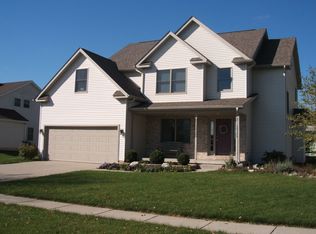 734 Powderhorn, Lansing, MI 48917