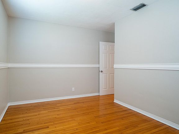 5th image of 3753 Benson Ave N