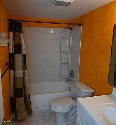 5th image of 1400 NE 54th St APT 305