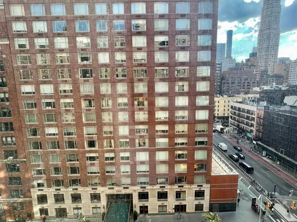 305 East 72nd Street 11C image 9 of 9