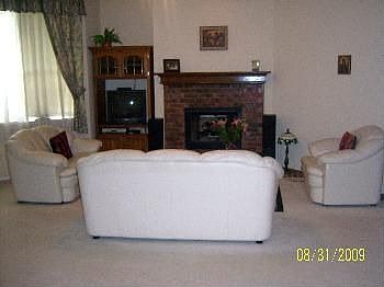 4th image of 208 Sandstone Dr