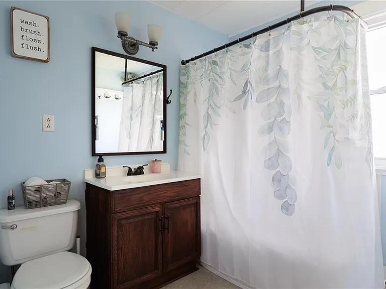 624 Hamlin St — Photo 28