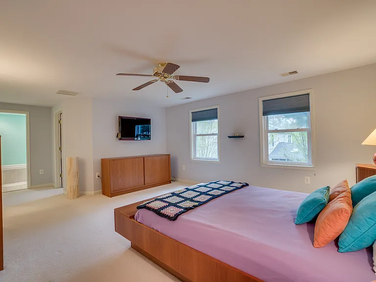 12601 Bayou Dr — Photo 13