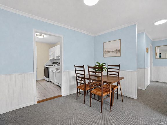 2nd image of 37 Fieldstone Drive #E4