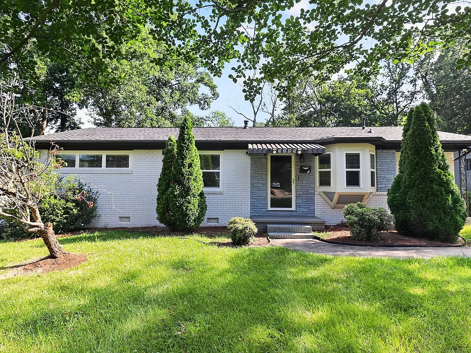 3945 Winfield Dr