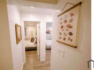 7057 Middlesbury Ridge Cir, West Hills, CA 91307