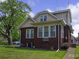2016 W Barker Ave, West Peoria, IL