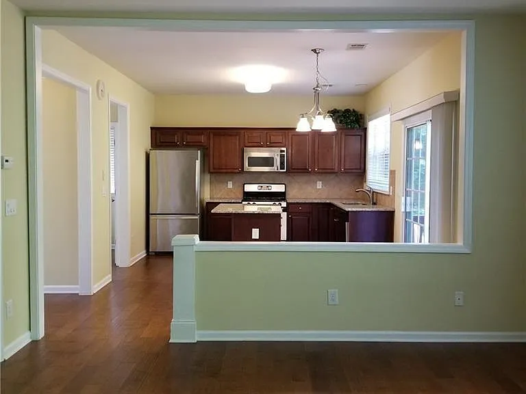 3363 Stoneham Dr — Photo 7
