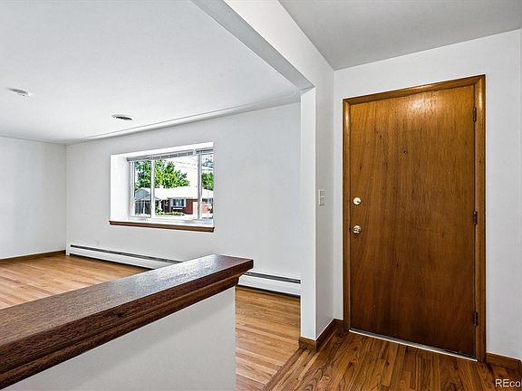 5th image of 385 Oakland Street