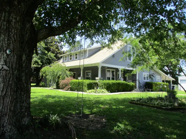 526 W Main St, Smithville, TN 37166