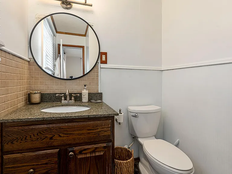 609 S Emerald Ln — Photo 12