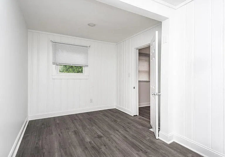 610 Old Harrods Creek Rd — Photo 14