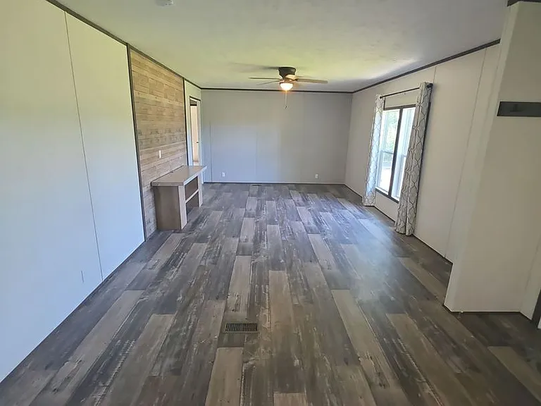 175 Oak Ln — Photo 23