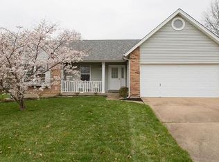 6 Staunton Way, O'Fallon, MO 63368