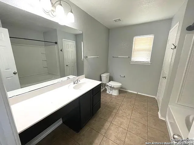 902 Sundance Hunt — Photo 18
