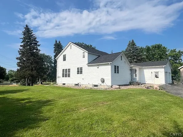 6049 S Bay Rd, Cicero, NY 13039