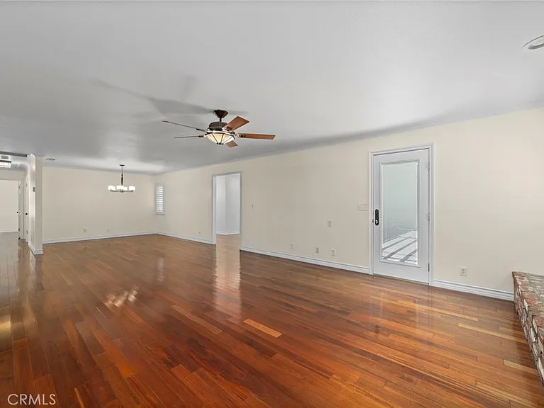 963 E Meda Ave — Photo 7