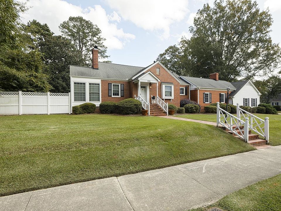 109 S Ennis St, Fuquay Varina, NC 27526 Zillow