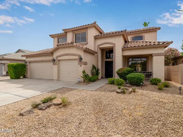 886 S ASH Street, Gilbert, AZ 85233