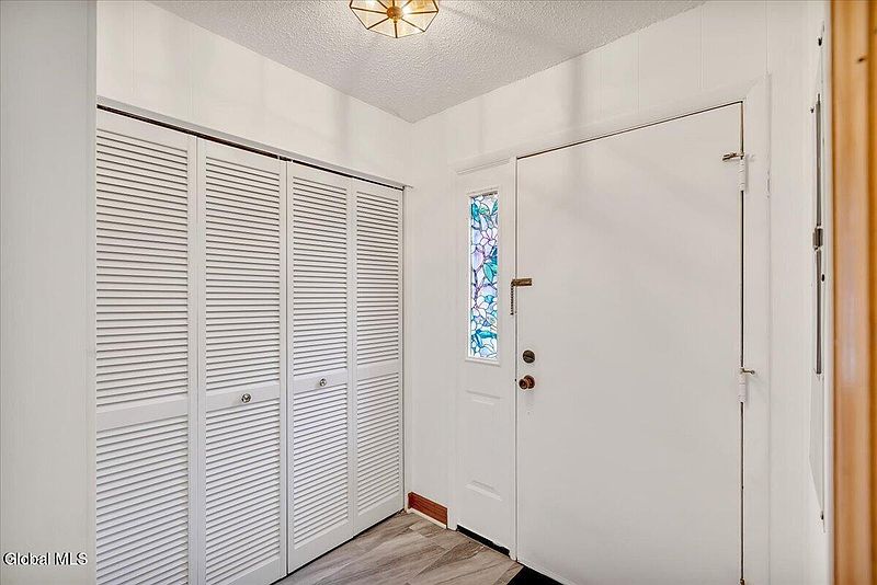 4th image of 113 Knollwood Terrace